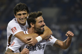 3-0！9连胜创英格兰纪录！埃梅里的球队凭什么成欧联头号热门？